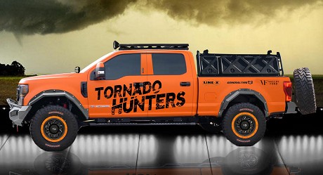 Tornado Hunters : Product image 1